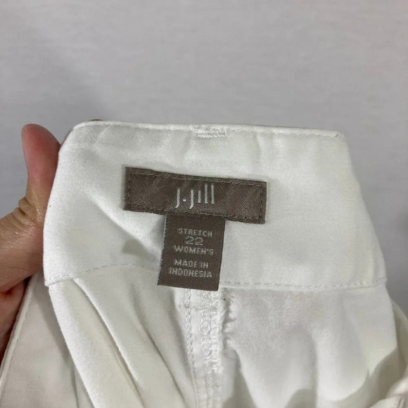 J.Jill White Straight Leg Business/Office High Rise Pants size 22 - Picture 2 of 13